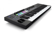 Novation Launchkey 61 mk3 MIDI Keyboard Controller