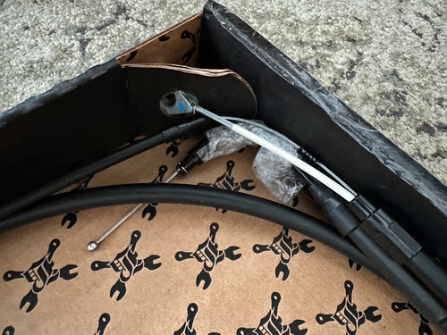 Kit de línea de cable/freno extendido Burly para manillar Burly Ape de 18 pulgadas | B30-1020 - Imagen 6 de 19