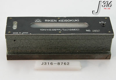 8762 RIKEN KEISOKUKI PRECISION FLAT LEVEL (1 DIV = 0.05MM/1M
