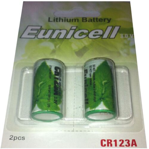 TRACKING SHIPPING Eunicell 2 Batteries CR123 CR123A 123A 1500mAh 3V LITHIUM - Picture 1 of 1