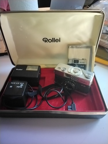 Rollei 35 Silver Made In Germany 35mm Viewfinder Film Camera W/ Case Meter WORKS