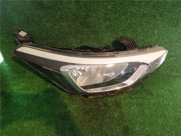 Faro Delantero Derecho Hyundai i20 active gb 2015 - Imagen 4 de 4