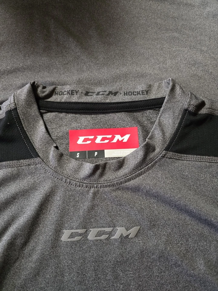 Camiseta deportiva CCM Youth SP Hocky gris/negro manga corta Foto 3 de 4