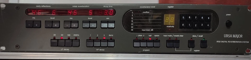 Ursa Major 8x32 MkII Digital Reverb ( good condition )