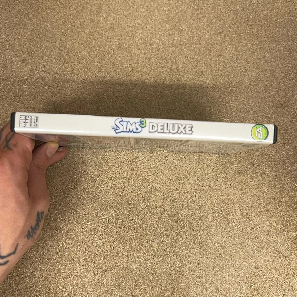 The Sims™ 3 Deluxe (Windows XP / Vista) [Complete] NA Version - Image 4 of 4