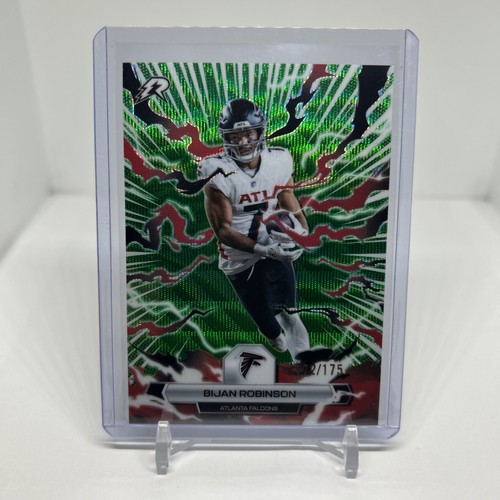 Bijan Robinson 2025 Topps Resurgence Green Refractor /175