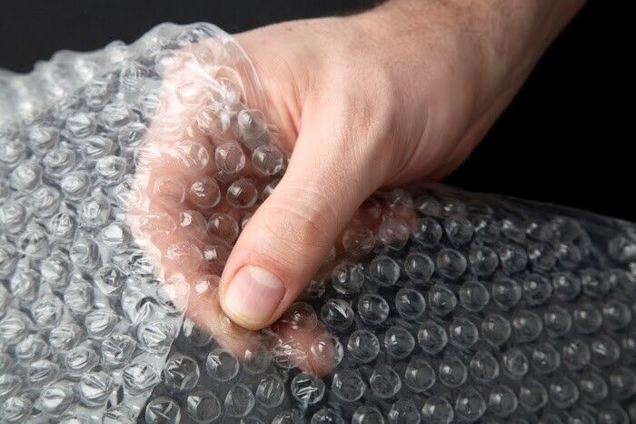 100 METRE ROLL OF NEW AND HIGH QUALITY BUBBLE WRAP 500mm x 100m / STRONG