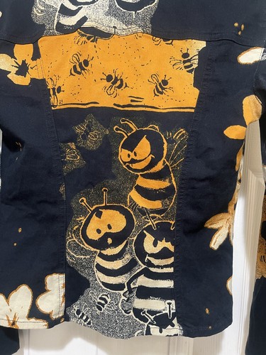 Iceberg History Women’s Bees Printed back Jean Denim Jacket Size Small - Picture 8 of 13