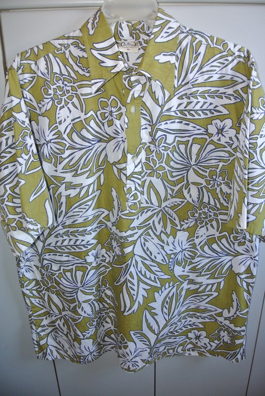Go Barefoot Mens XL Reverse Pullover Abstract Hawaiian Floral on Green/Nice