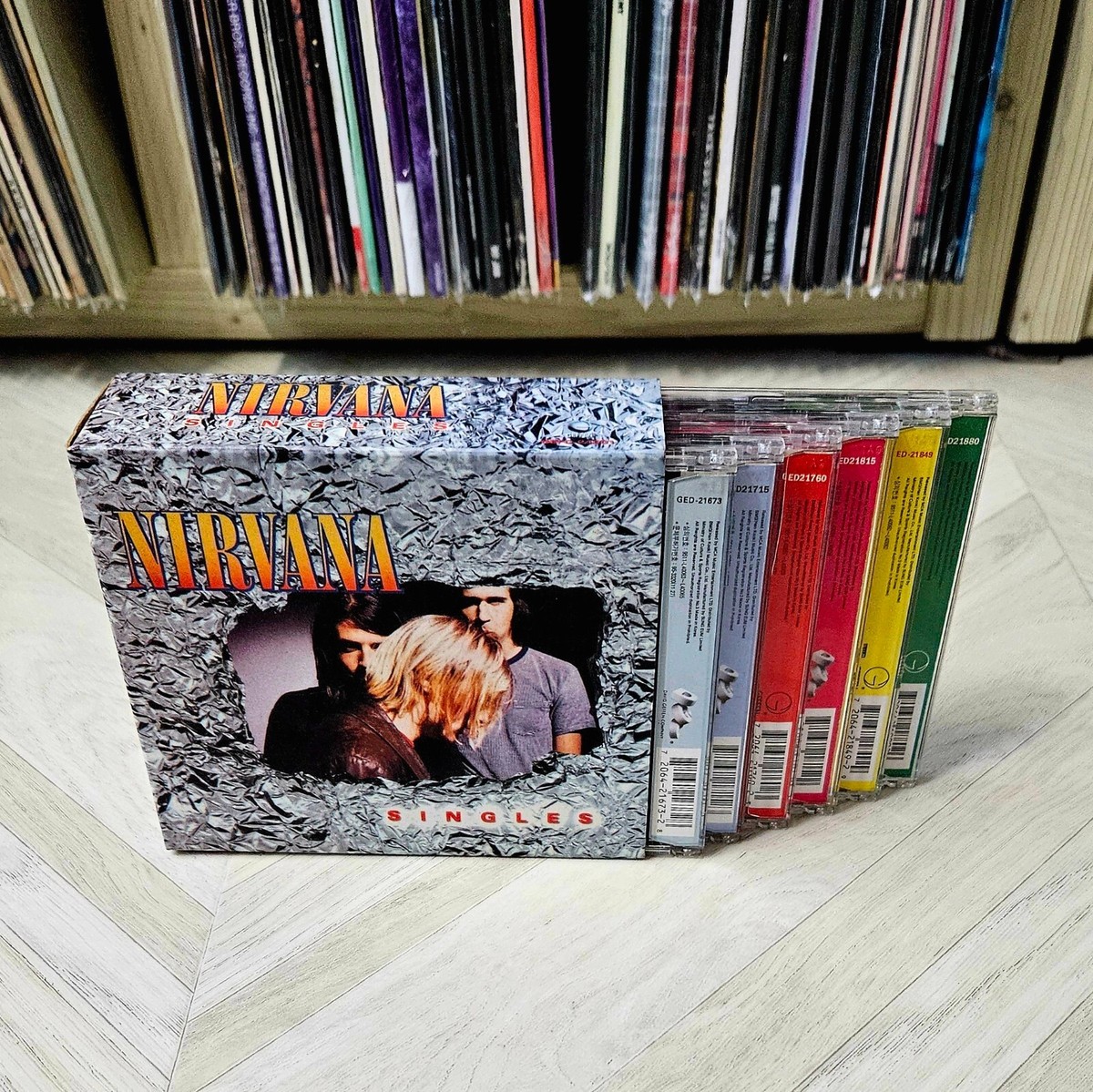 Nirvana - Singles - 6 x CD - Boxset - South Korea Edition | eBay Nirvana - Singles - 6 x CD - Boxset - South Korea Edition | eBay