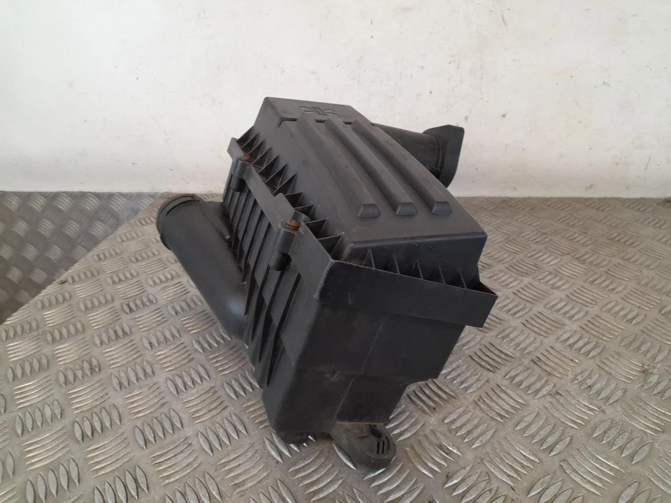 Volkswagen Golf Air Cleaner Box Assembly 1.6 Diesel Mk6 2009-2015 3C0129607BD — 第 2/4 张图片