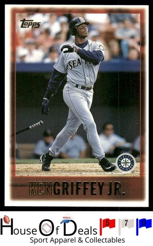 1997 Topps #300 Ken Griffey Jr. Seattle Mariners Card