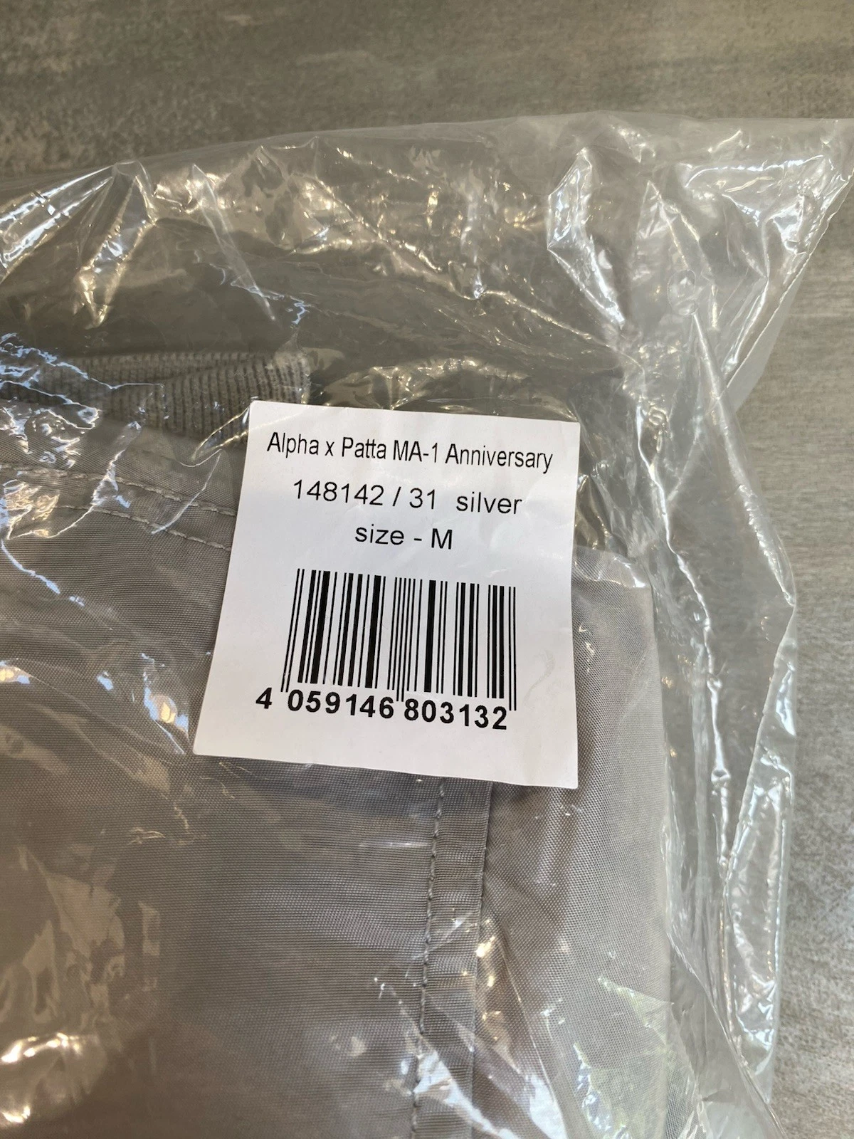 Patta X Alpha Industries MA-1 Anniversary Bomber Jacket Size Medium Brand New 3