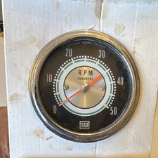 Stewart Warner Green Line 5000 Rpm Tachometer. Mopar 440 Rare Nos 551akm-d Stewart Warner Green Line 5000 Rpm Tachometer. Mopar 440 Rare Nos 551akm-d