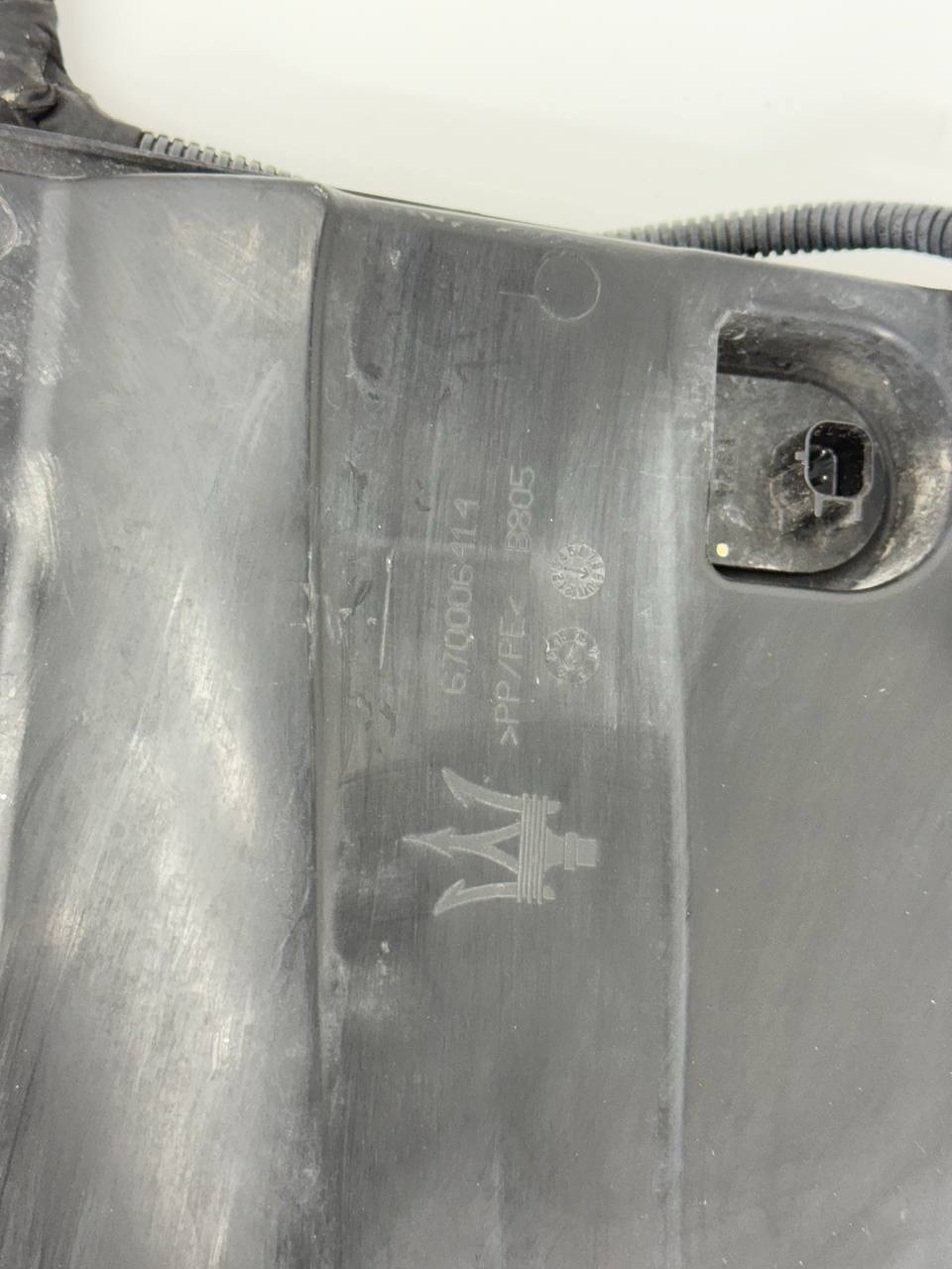 M157 Maserati Ghibli 14-17 Windshield Washer Fluid Tank Reservoir