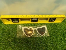 ADULT WHITE HEART SHAPE SUN GLASSES