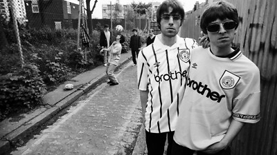 Oasis Liam Gallagher ikonische Musikband 90er Wandbild gerahmtes Leinwandbild 20x30''