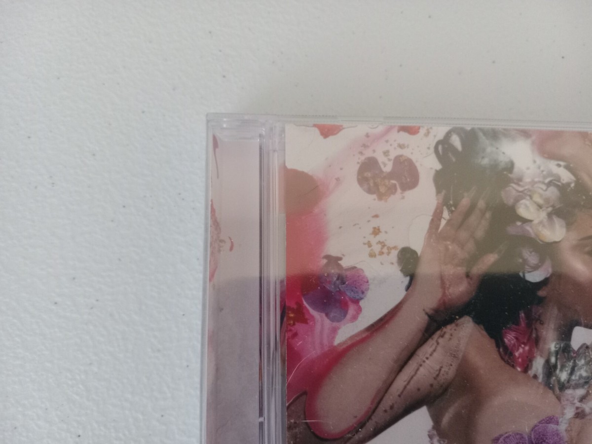 Kali Uchis 新品未開封CD 直筆サイン入り Sincerely, Signed CD - Kali Uchis Official Store