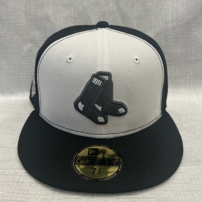 New Era 59fifty Boston Red Sox Fitted Hat 7 1/8 YIN AND YANG NEW