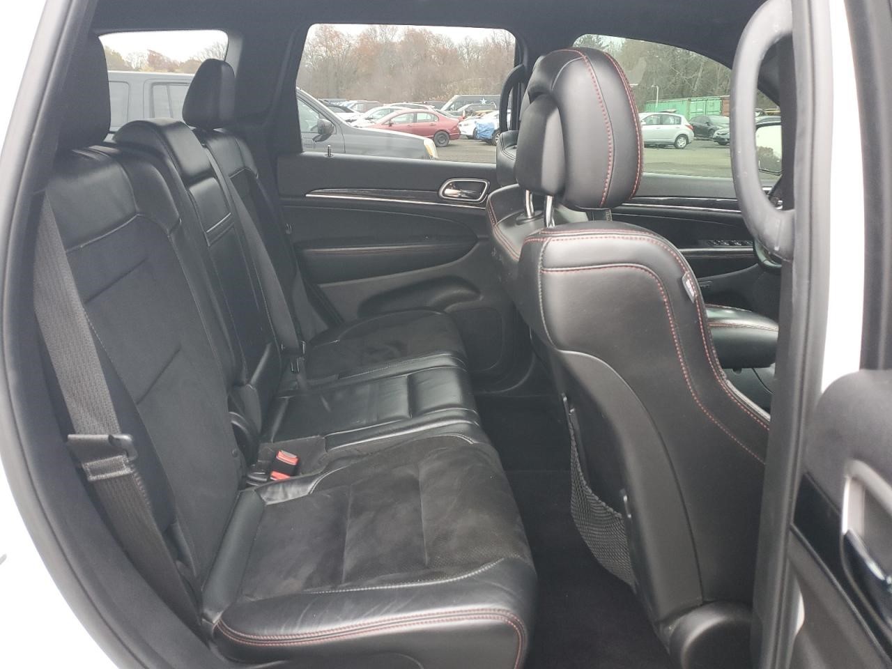 Used Front Left Seat Belt Front fits: 2017 Jeep Grand cherokee bucket seat drive