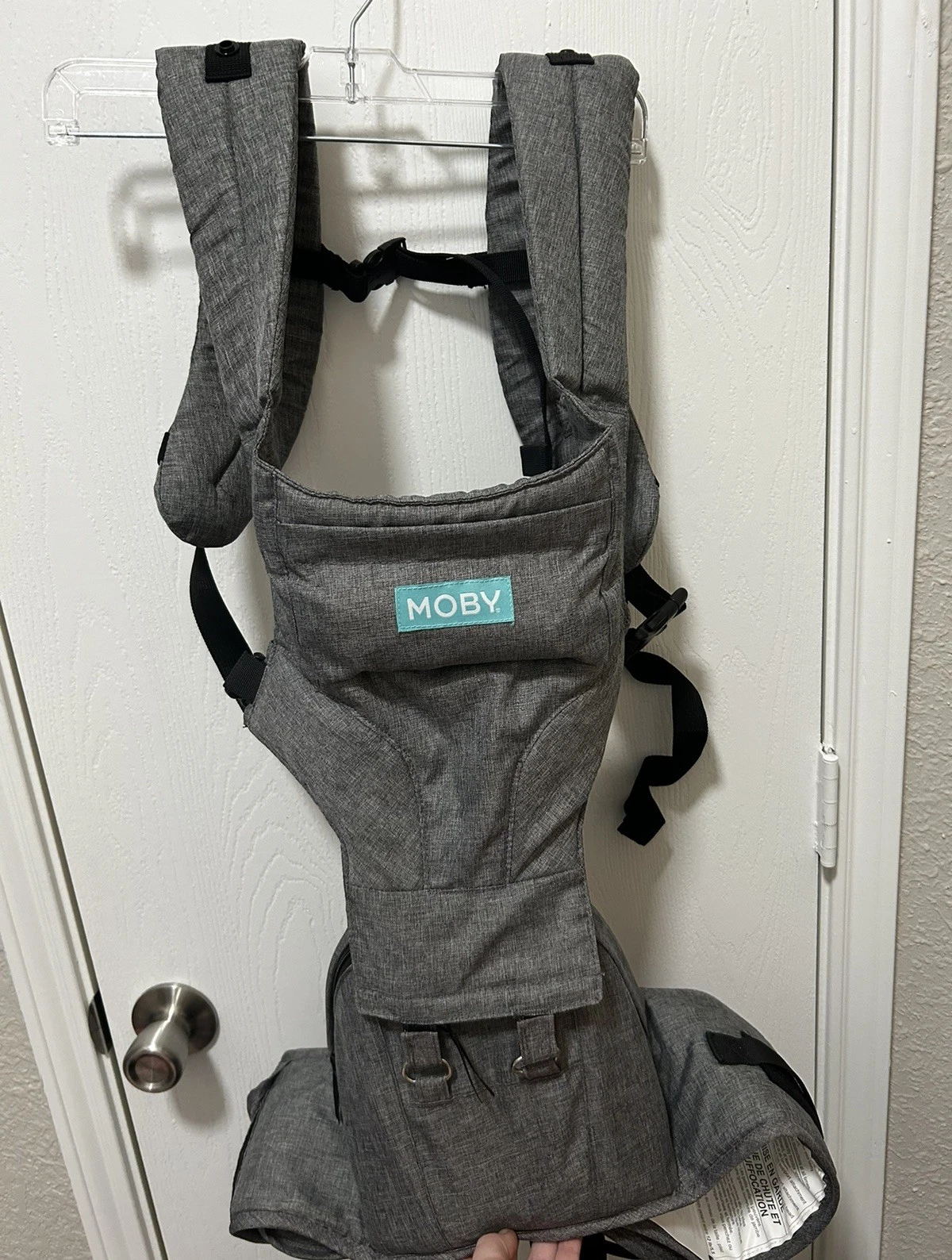 Moby 2-in-1 Baby Carrier + Hip Seat Baby Carrier Grey