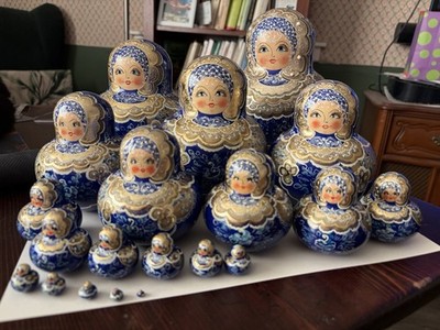 Rare Signed 20 Piece Russian Matryoshka Nesting Dolls by Master Artist Gordeeva