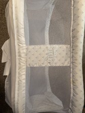HALO Baby Bedside Sleeper Breathable Mesh Side White Infant Bassinet Portable