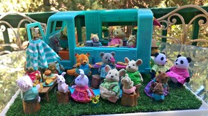 calico critters food truck