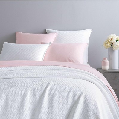 White King Matelassé Coverlet, Solid Diamond Design, Luxury Bedding