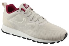 nike md runner 2 eng mesh sneaker gold