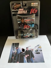 2007 Greg Biffle SIGNED #16 Kansas Speedway Winner W/ Car & Hood 1:64 Raced