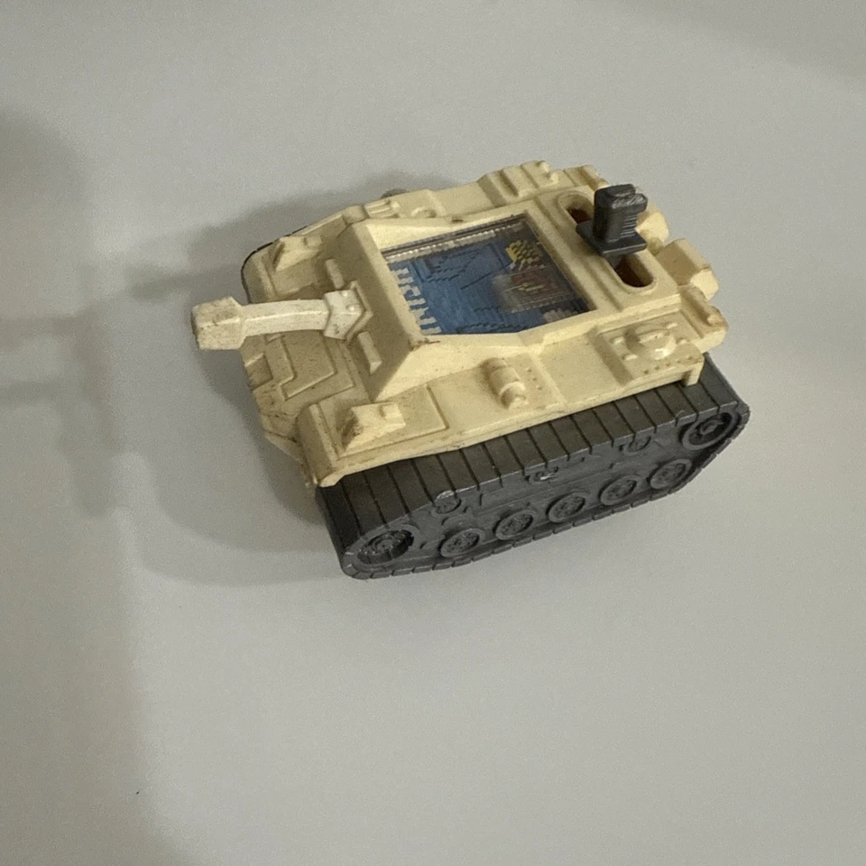 复古 Tomy Toys 发条坦克手表 电子游戏 玩具 军事太空 工作 无表带 — 第 3/4 张图片