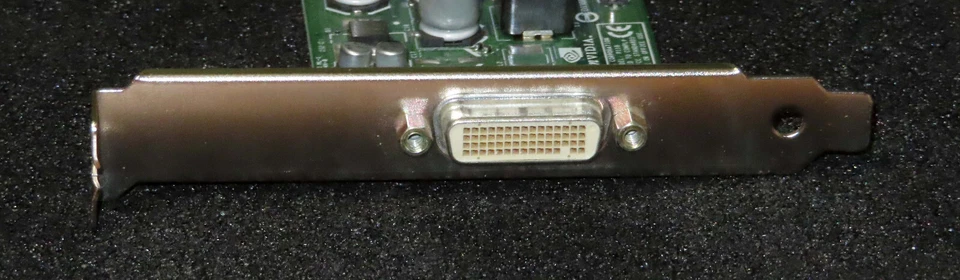 NVIDIA Quadro4 280 64MB AGP 8X Video Card P118 With DMS-59 Connector Fanless - Image 2 of 2