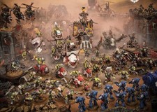 Warhammer 40.000 Ork Kommandos verschiedene B...