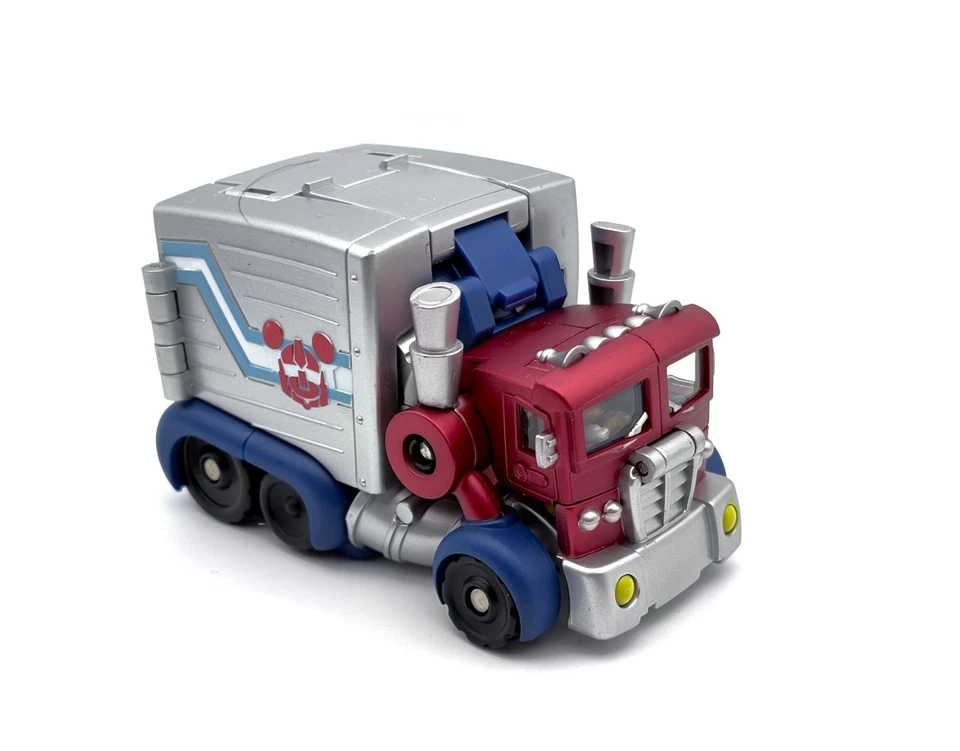 Transformers Disney Label MICKEY MOUSE TRAILER Takara Tomy 2009 - Image 3 of 4