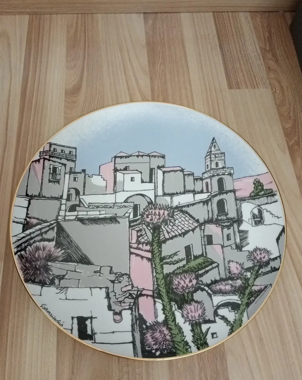 Foto 1 di 12