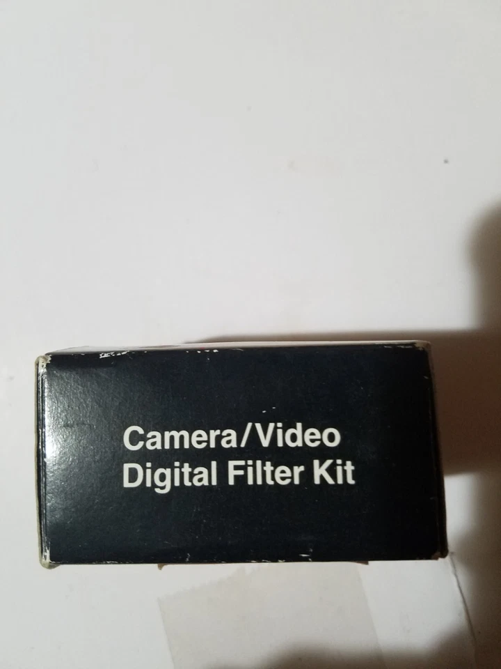 New Crystal Optics For Nikon Coolpix VO300 28mm 3-pc Lens Filter Set UV, FL, F-D - Image 4 of 4