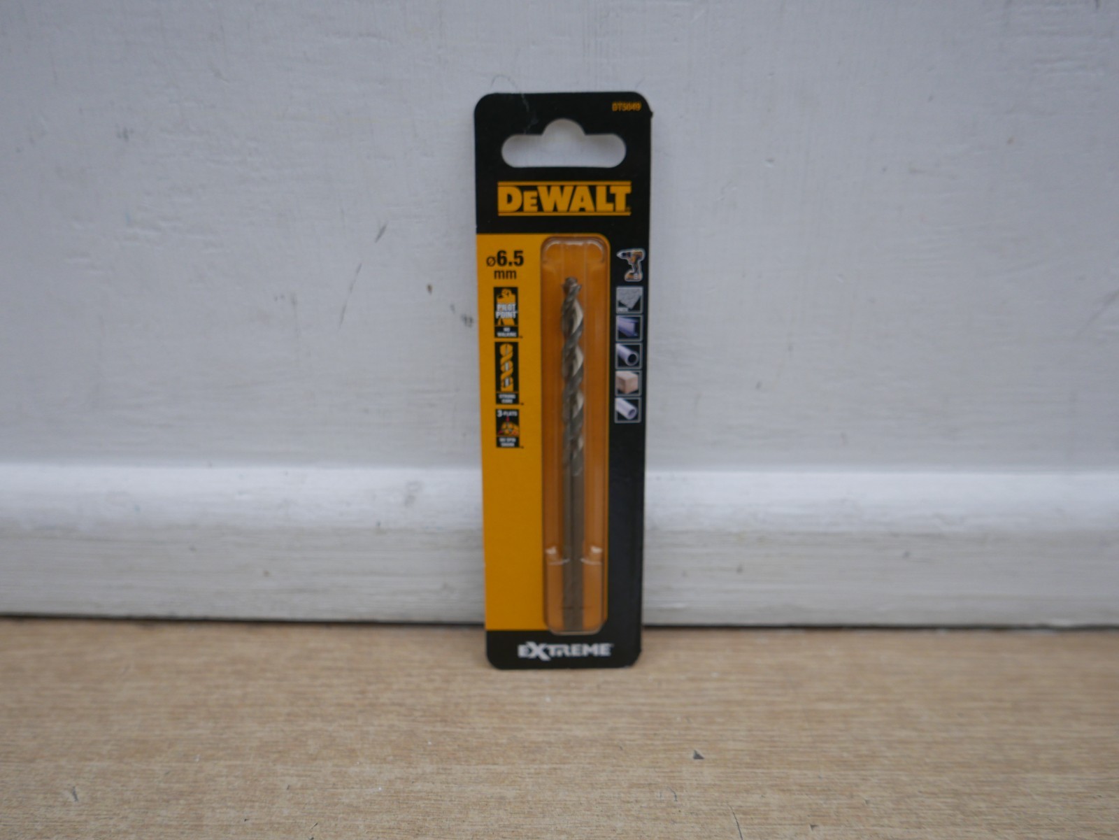 DEWALT DT5049  EXTREME    6.5MM  HSS-G METAL DRILL BIT