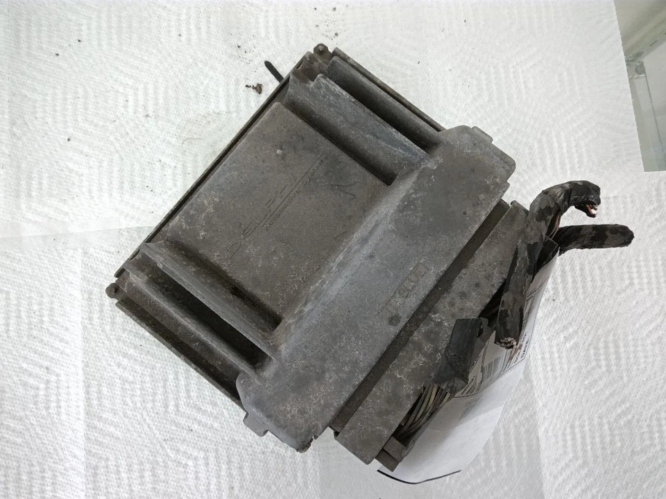 Módulo de control electrónico ECM del motor serie V ID 12586243 compatible con 04-05 CTS 23855350 Foto 4 de 4