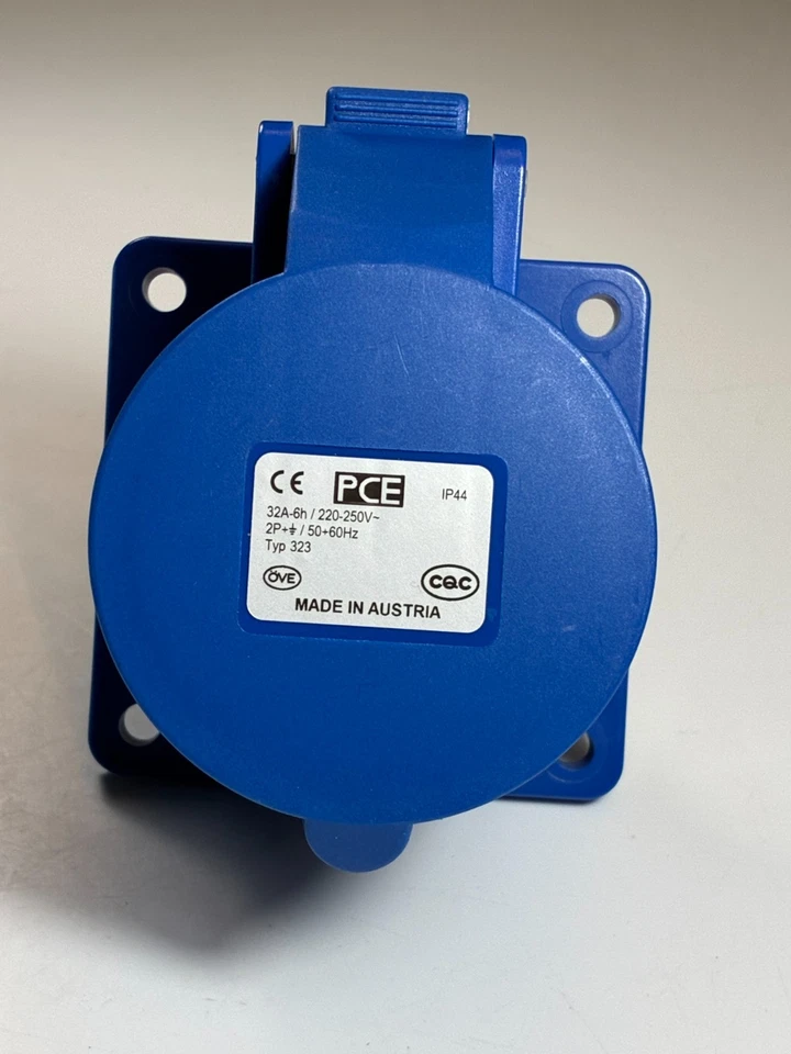 CEE Receptacle FEMALE 32-AMP 250V 2-Pole 3-Wire IP44 6H (6-O'clock) PCE 323-6f7 - Image 4 of 4