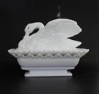 Vintage Westmoreland Milk Glass Covered Swan Dish Bowl Raised Wings