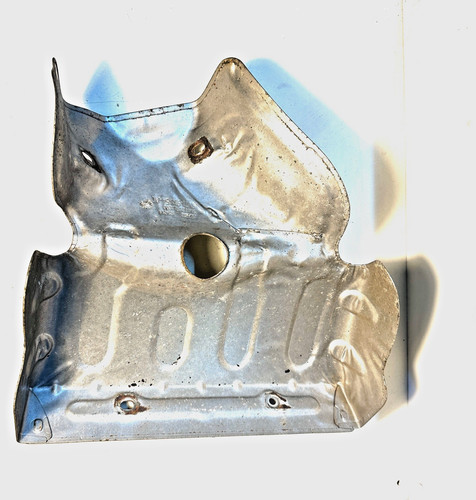 Hitzeschutzblech Warmluftfangblech   9V21-9N454-AC Fiesta 1,4i B-MAX Original