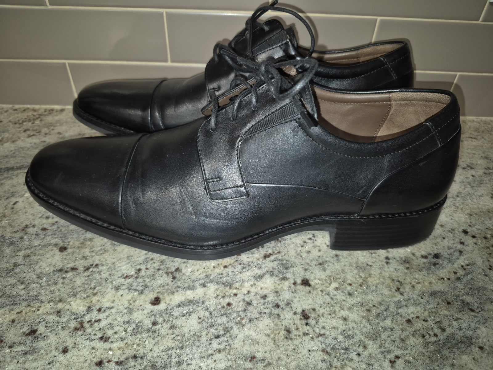 Johnston & Murphy Men’s Black Leather Cap Toe Oxford Dress Shoes Size 11M