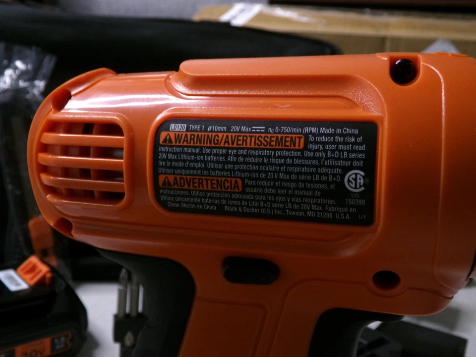 Kit de taladro y herramientas para el hogar BLACK+DECKER 20V MAX (BDCD120VA) Foto 4 de 4