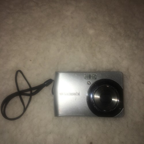 Polaroid i1237 12MP Digital Camera  - Picture 1 of 6