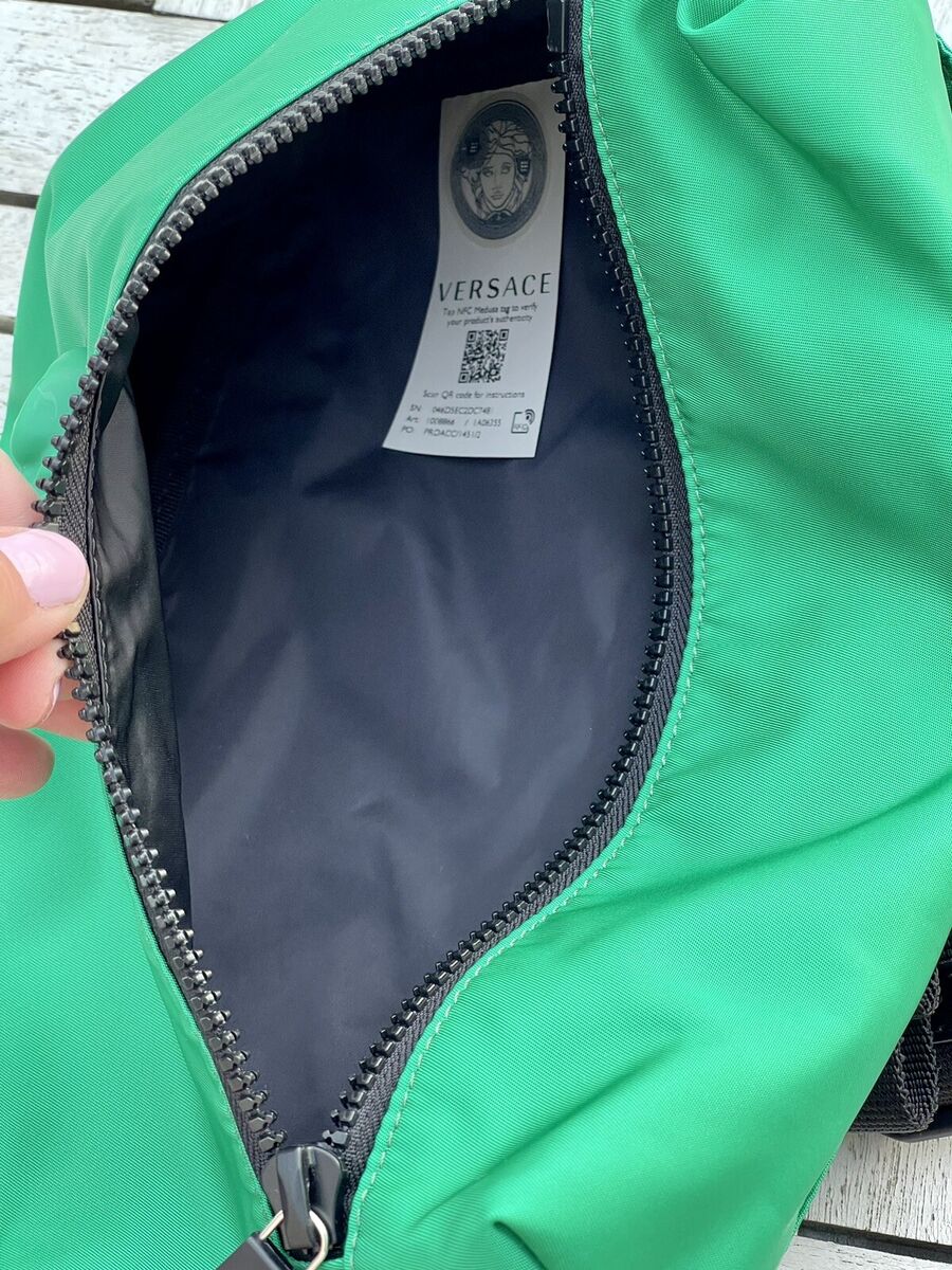 $900 Versace Small Bright Green Nylon Medusa Belt Bag Waist $900 Versace Small Bright Green Nylon Medusa Belt Bag Waist