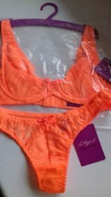 L'AGENT BY AGENT PROVOCATEUR ORANGE ESMA BRA SIZE 34B & SMALL THONG BNWT