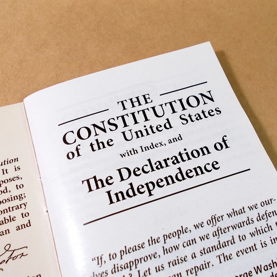 5 COPIES! U.S. Pocket Constitution, Declaration of Independence, Bill of Rights - Image 4 of 4