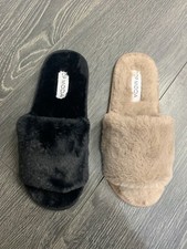 Brand New Cute Women's Fuzzy Faux Fur Slides Sandals