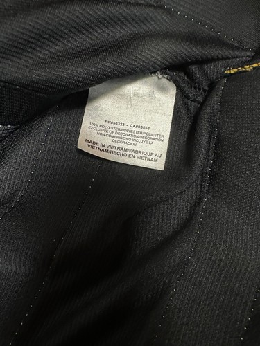 2013 Nike Team Canada IIHF Livestrong Jersey Size Adult Medium - Picture 4 of 8